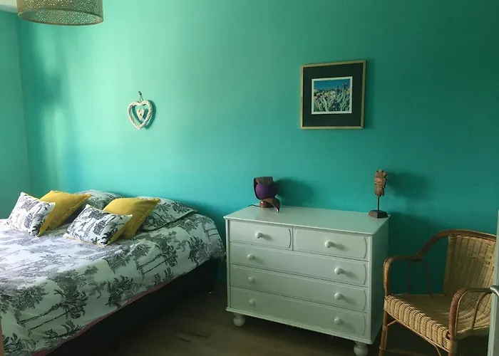 Chambre Bed & Breakfast Inclus Au Calme Dans Une Ambiance Chaleureuse Diner Possible